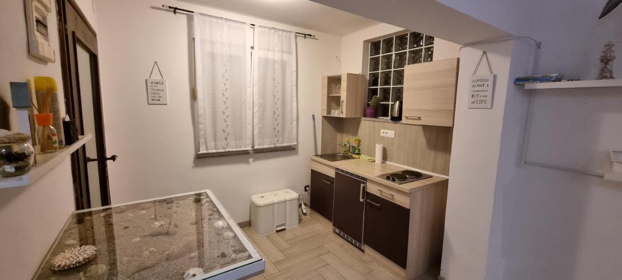 Apartmani Tatic Štinjan Eksteriør billede