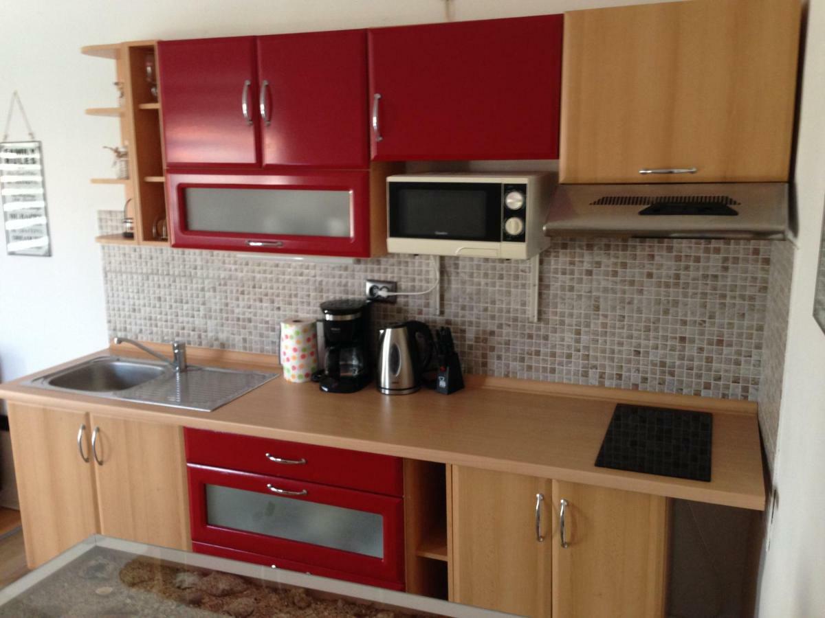 Apartmani Tatic Štinjan Eksteriør billede